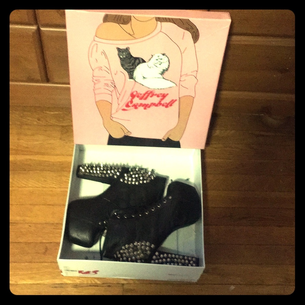 Jeffrey Campbell  size 8